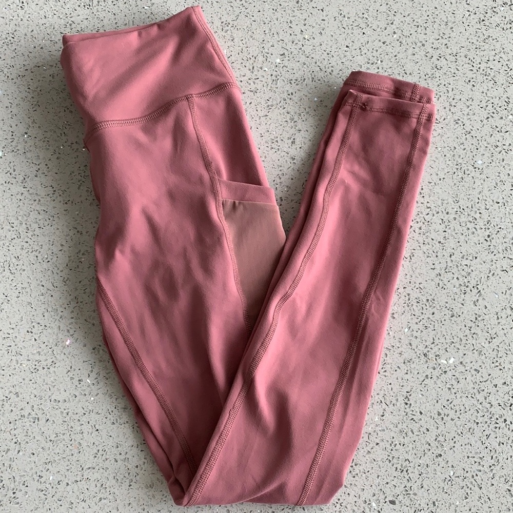 NWT Fabletics Highwaist Powerhold Leggings